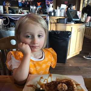 Meet your Posher, Donna